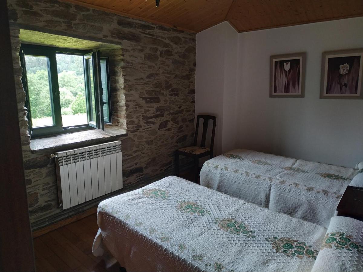 Casa O Castelo En Touro Villa Ngoại thất bức ảnh